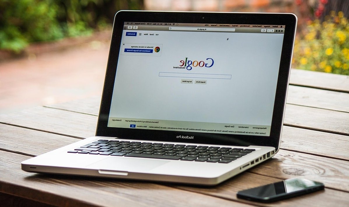 google ads laptop