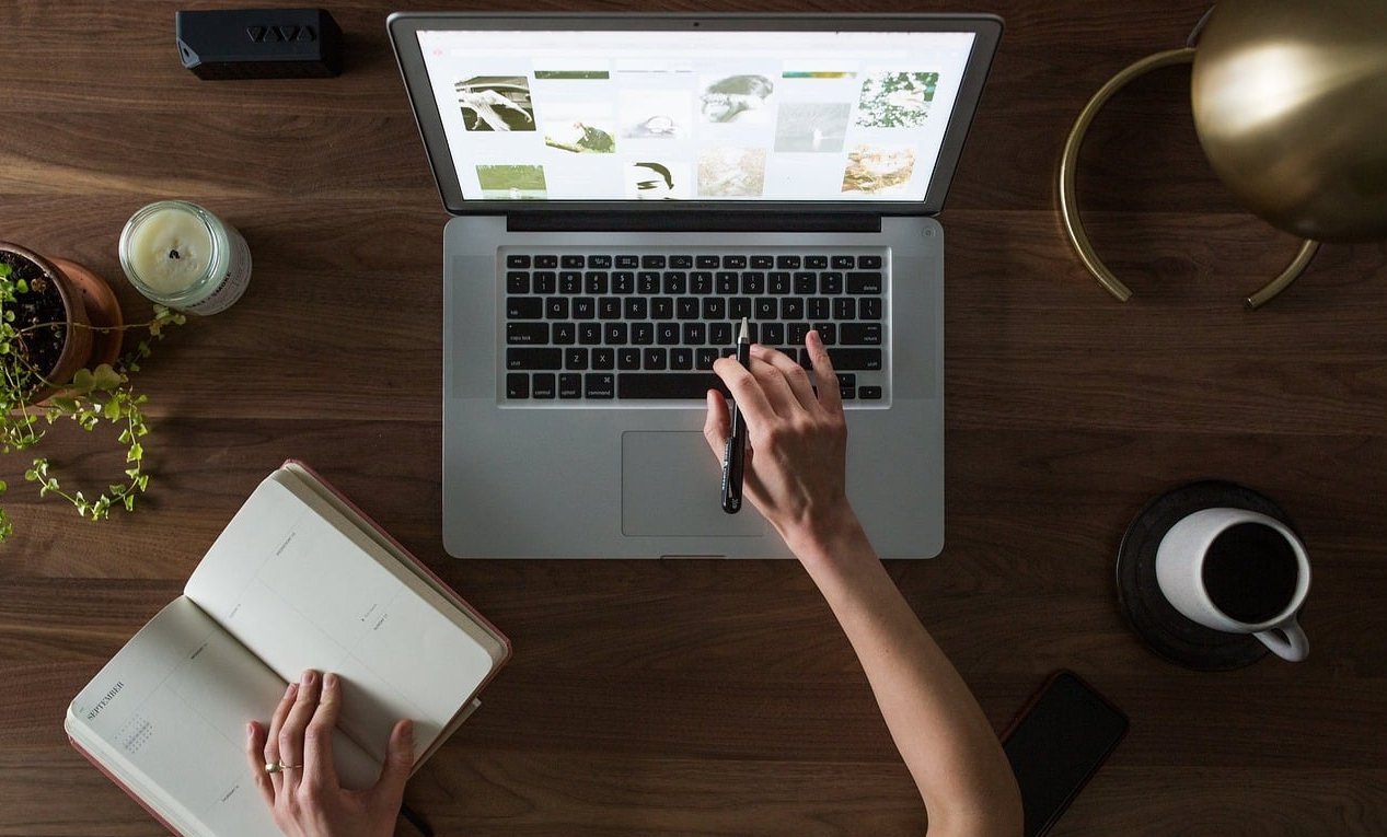 keyword research laptop