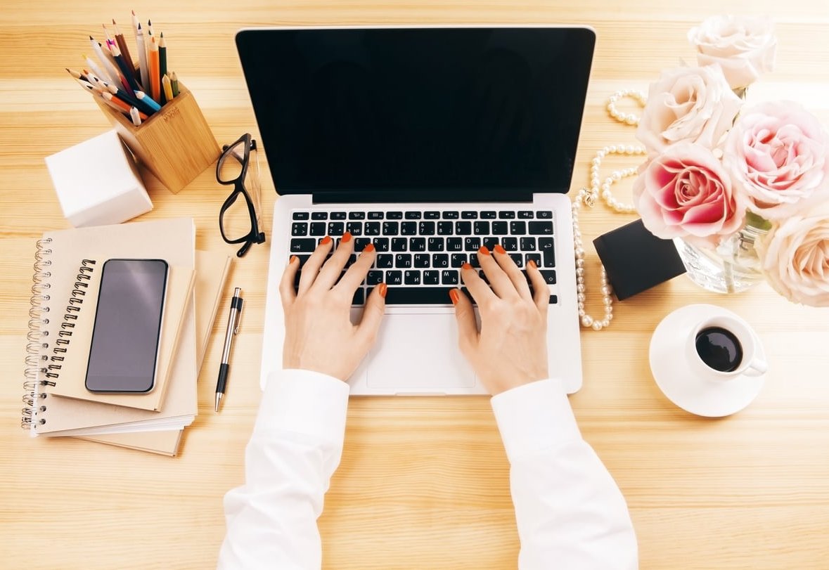 blog reader laptop