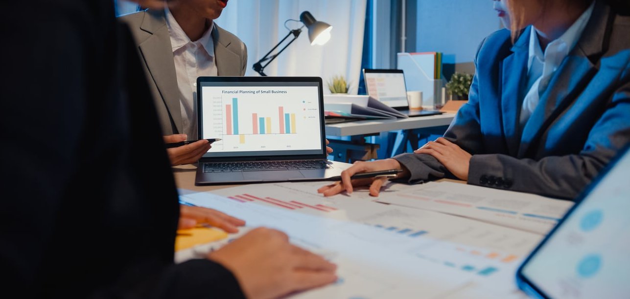 content strategy analysis desk