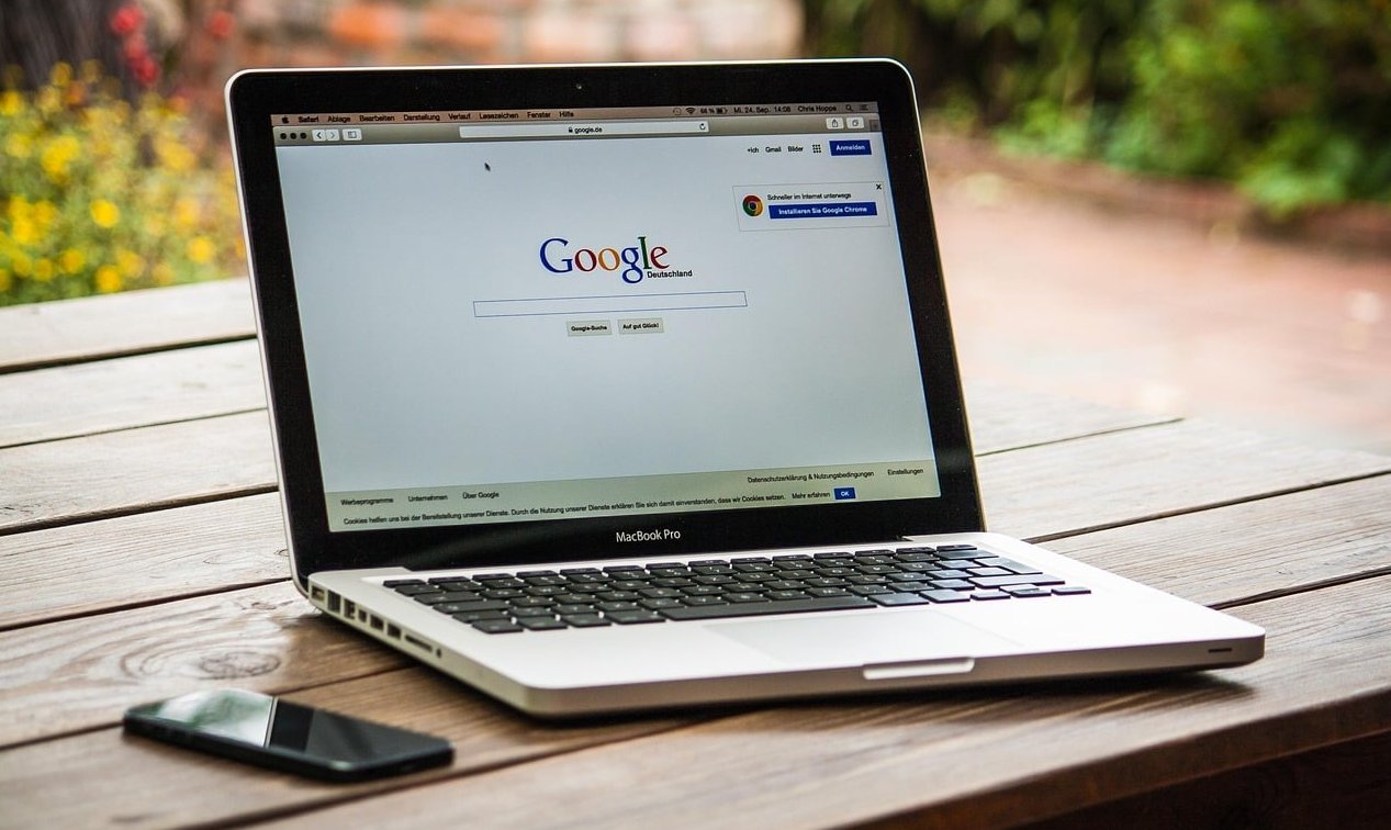 google ads dashboard laptop